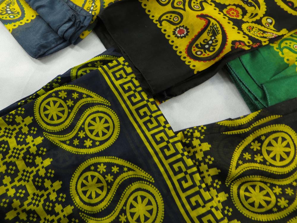 square-scarf-05j