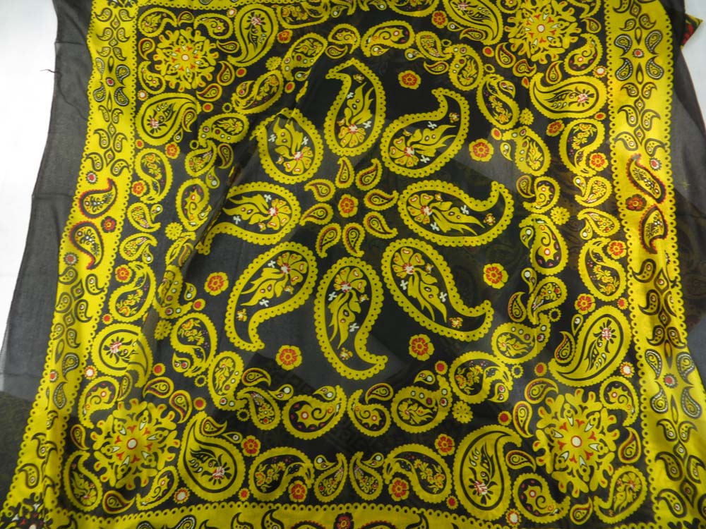 square-scarf-05q