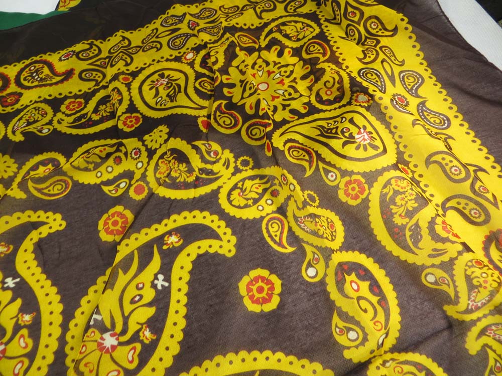 square-scarf-05x