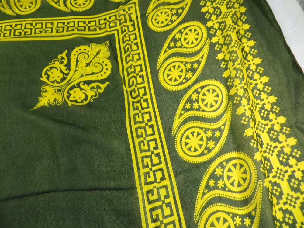 square-scarf-05zm
