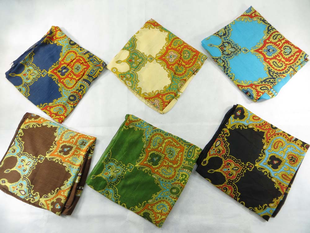 square-scarf-07a