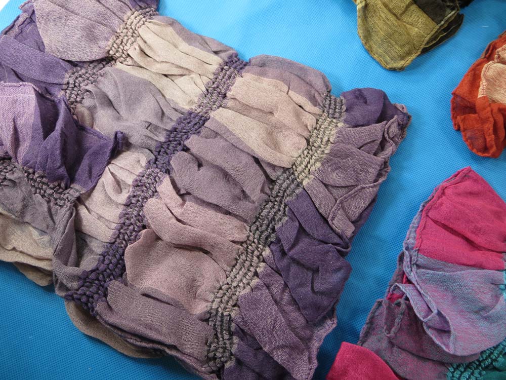 trendy-scarf-di1-51e