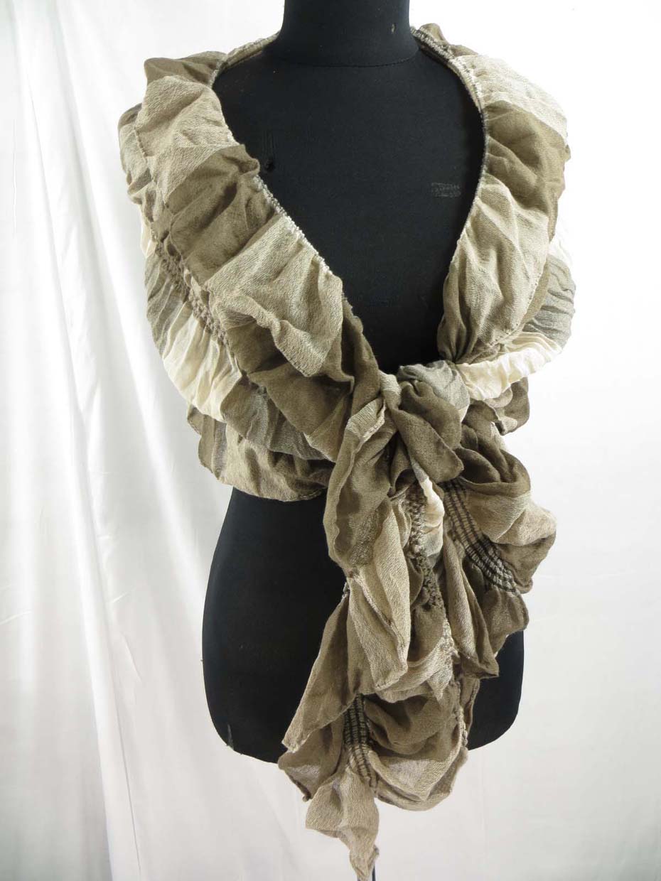 trendy-scarf-di1-51zb