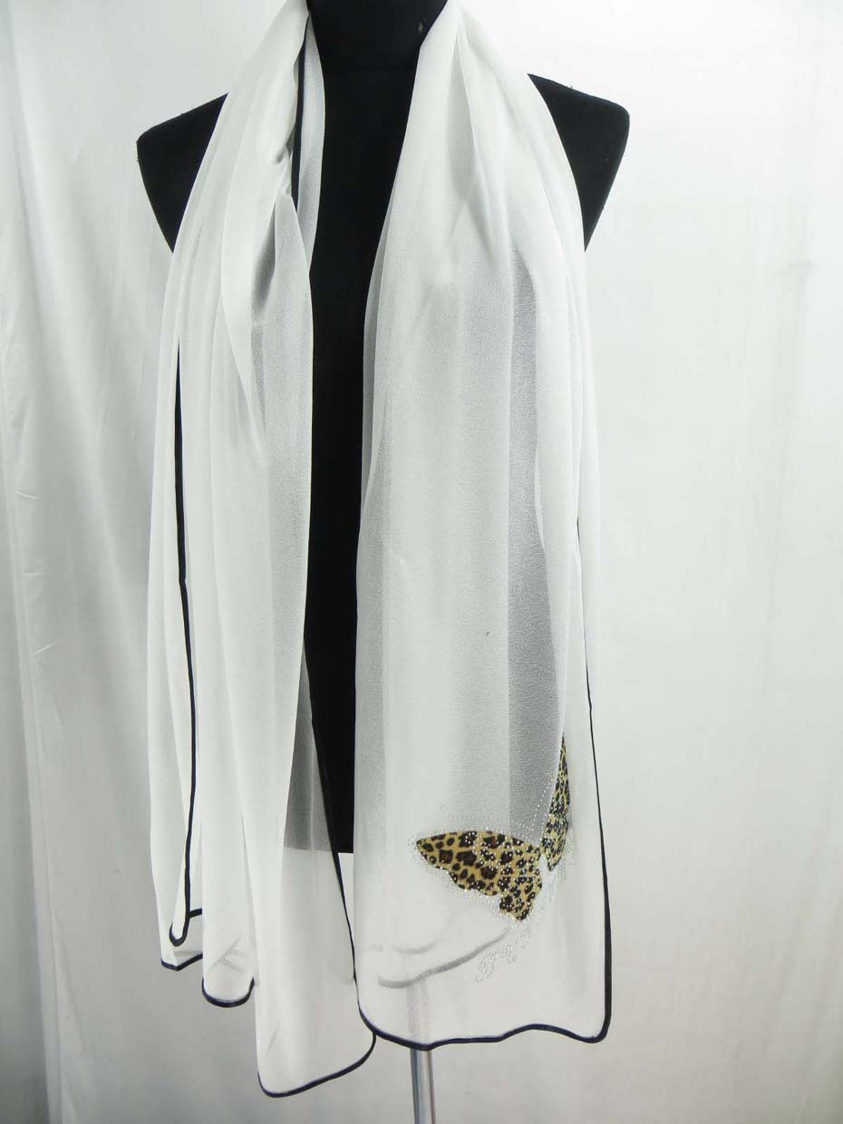 trendy-scarf-u5-135q