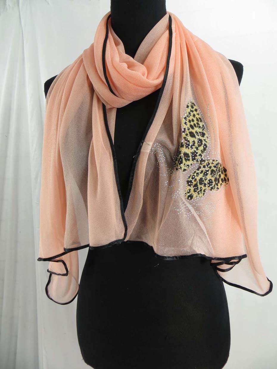 trendy-scarf-u5-135v