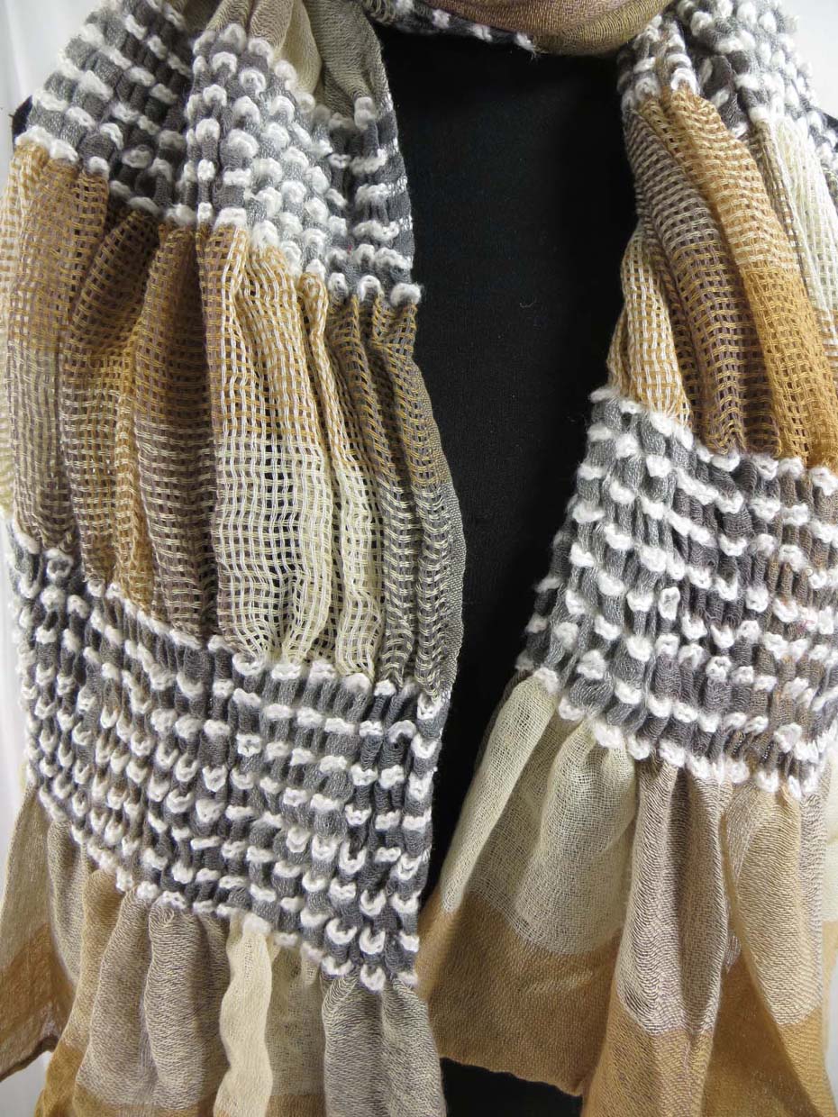 women-scarves-db4-33r