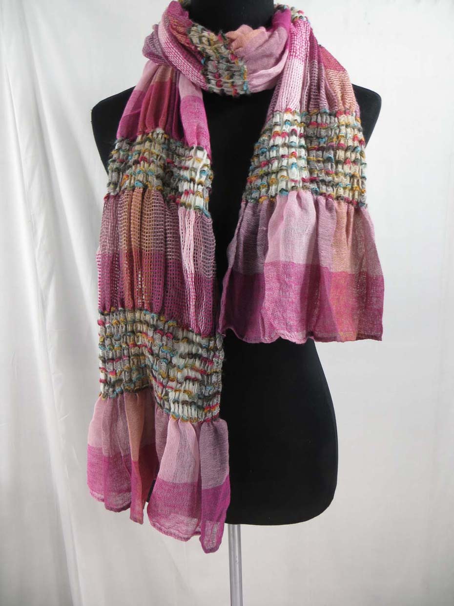 women-scarves-db4-33w