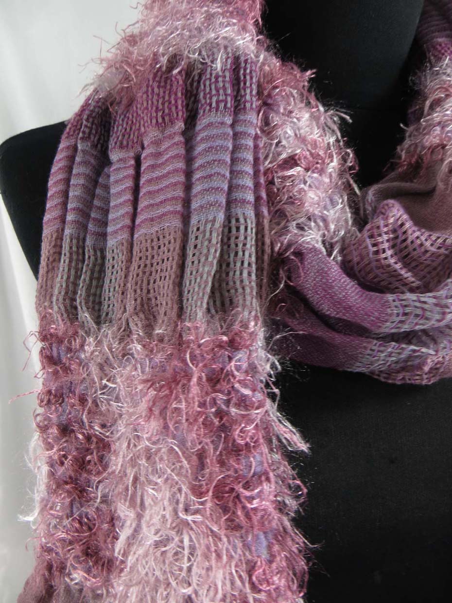 women-scarves-db4-34p