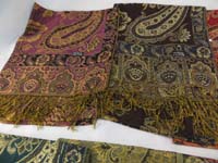 paisley-shawl-u2-82c