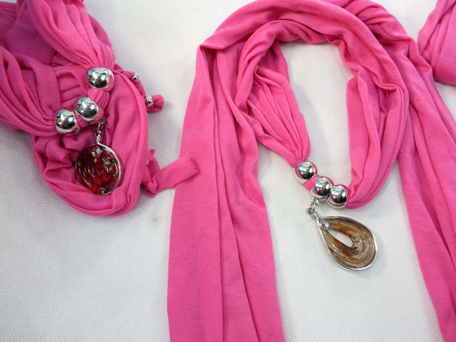 pendantscarf01pinkzc