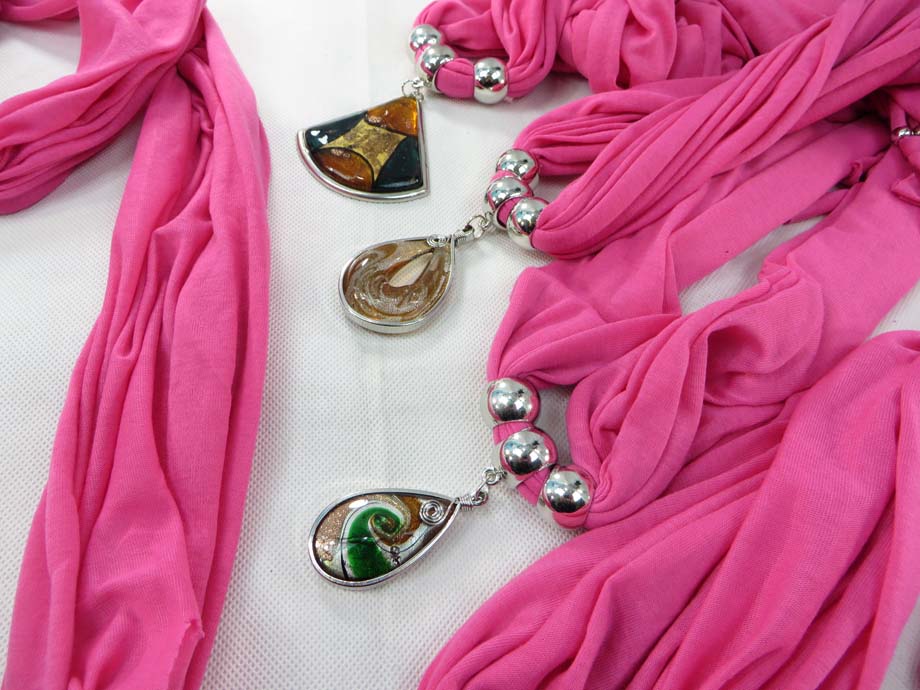 pendantscarf01pinkzh