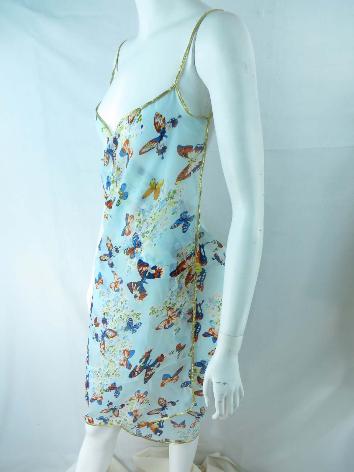 sarong10e