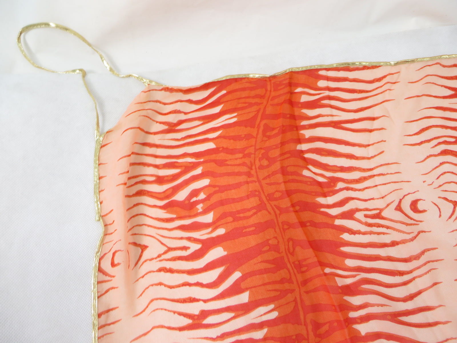 sarong10xw