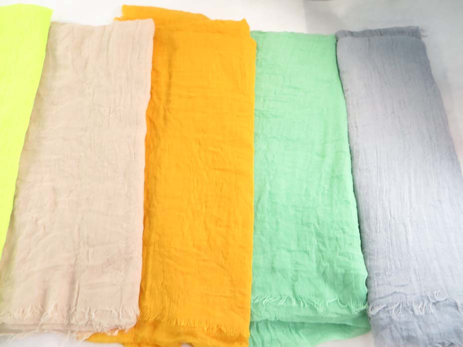 plainscarf117mr5c