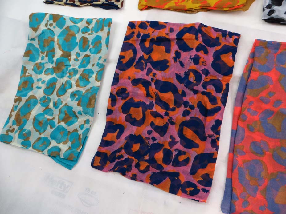 scarfsarong33mr4c