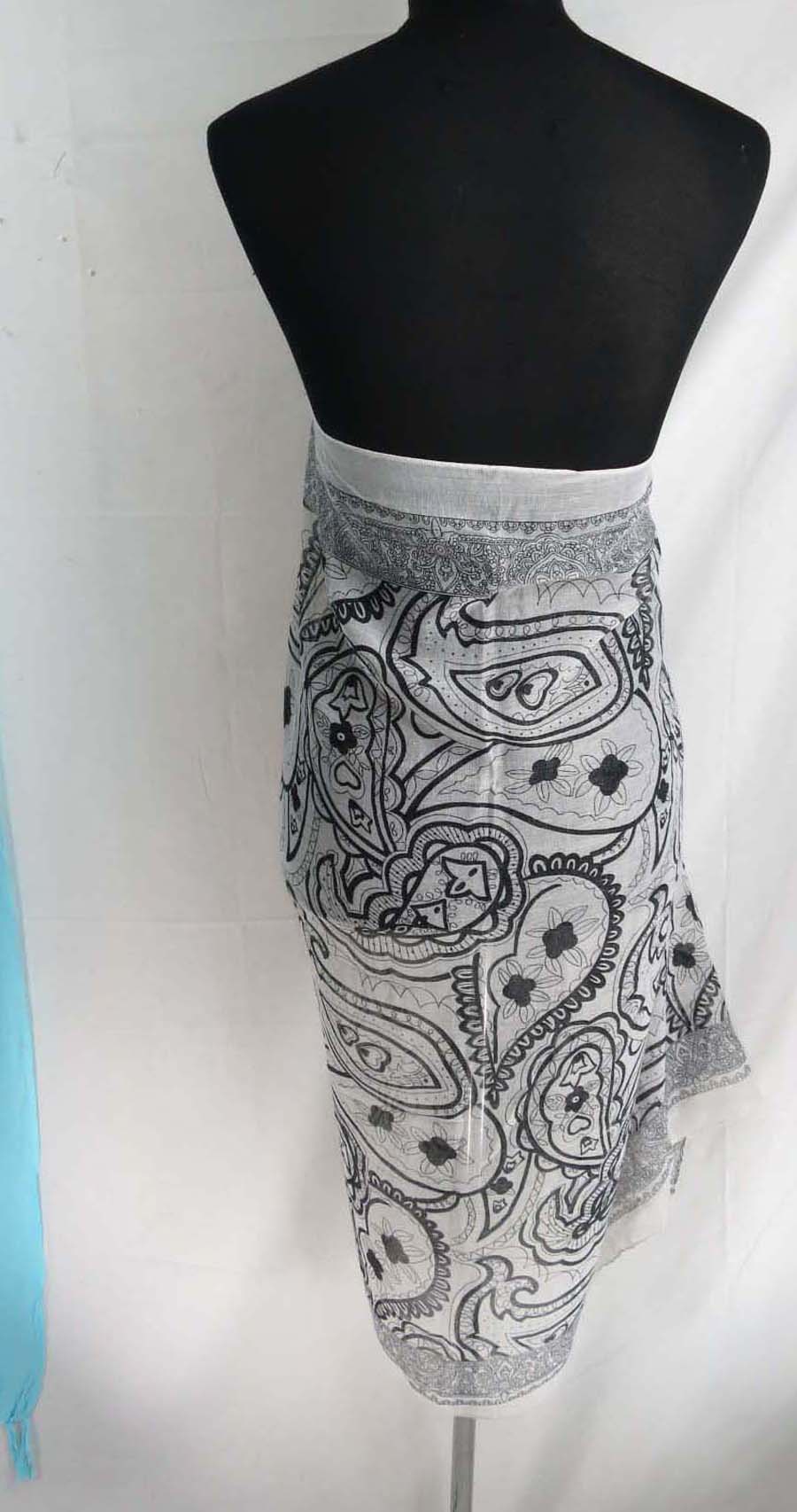 scarfsarong50mr1zd