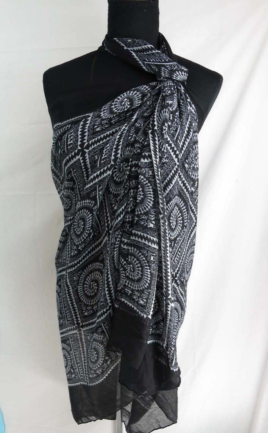 scarfsarong52mr1yv