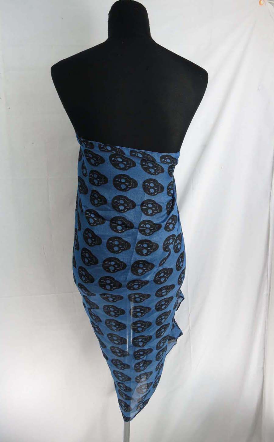 scarfsarong53mr2zd