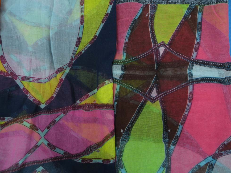 scarf25st1e
