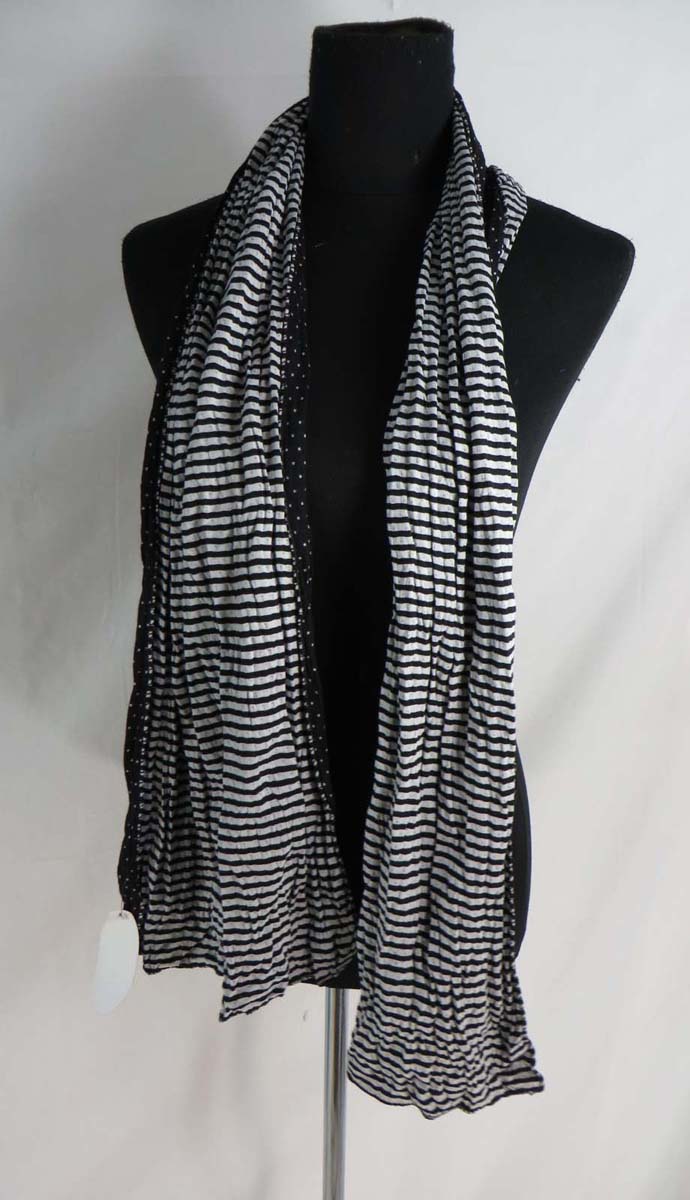scarf81dr6zv