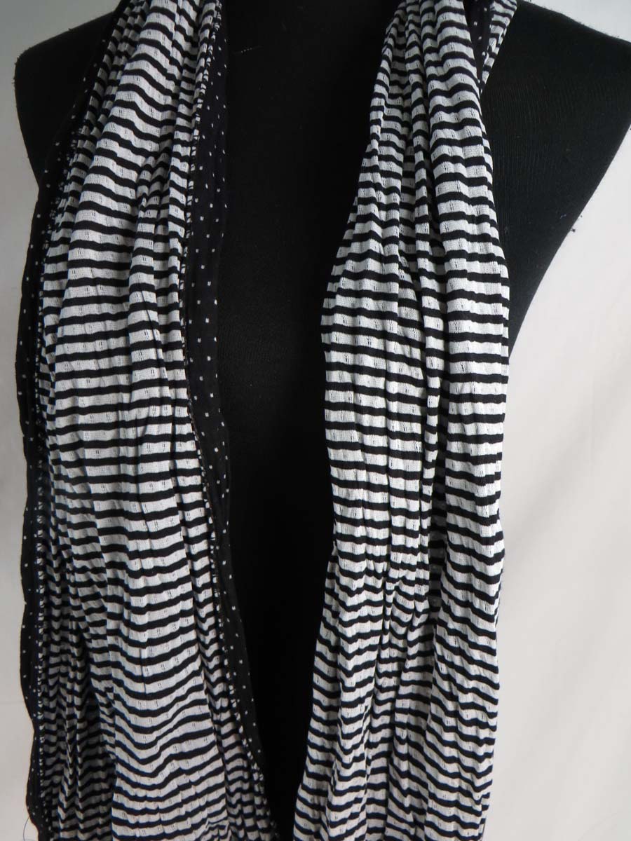 scarf81dr6zw