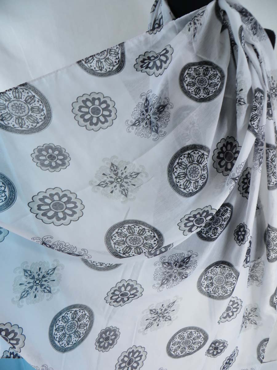 scarfsarong61un21j