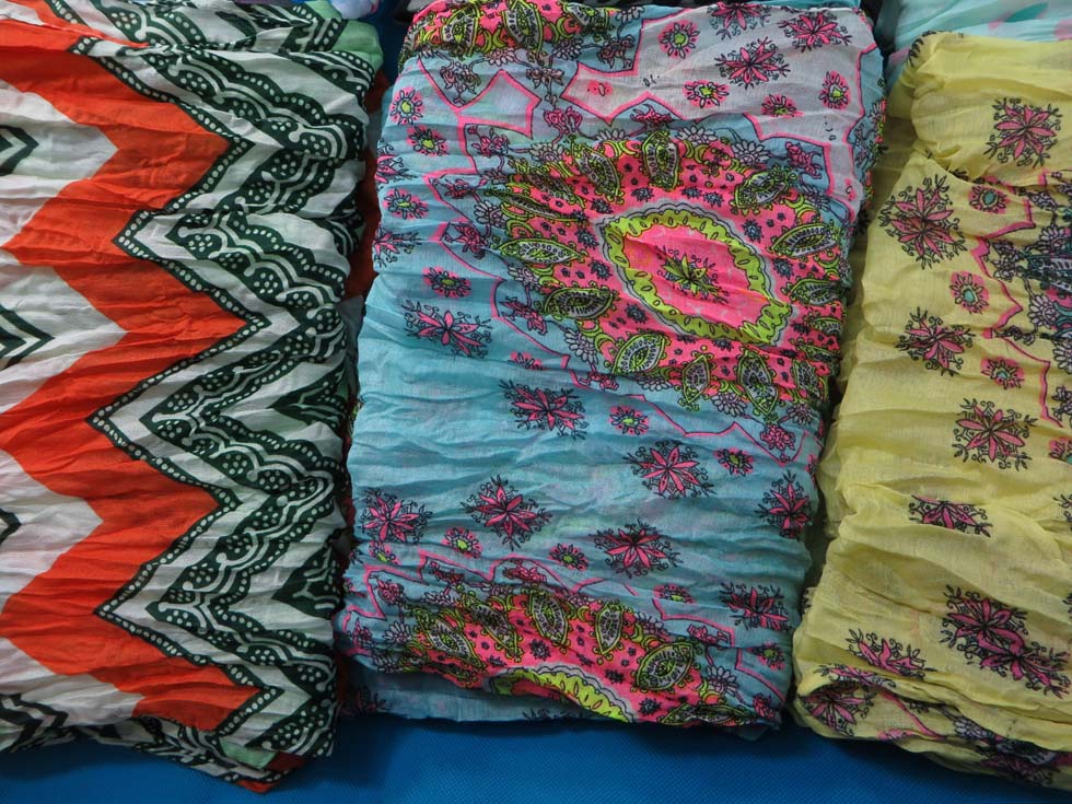 scarfsarong65u1l