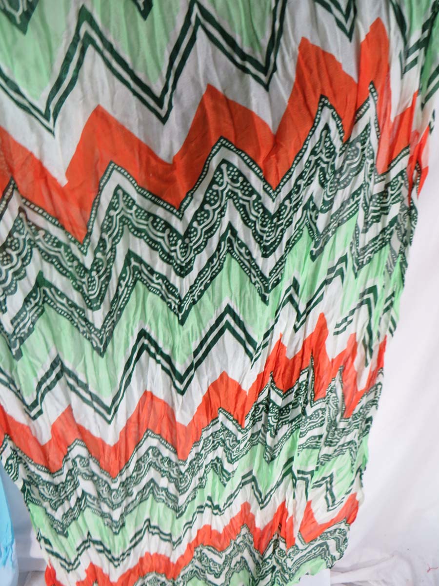scarfsarong65u1q