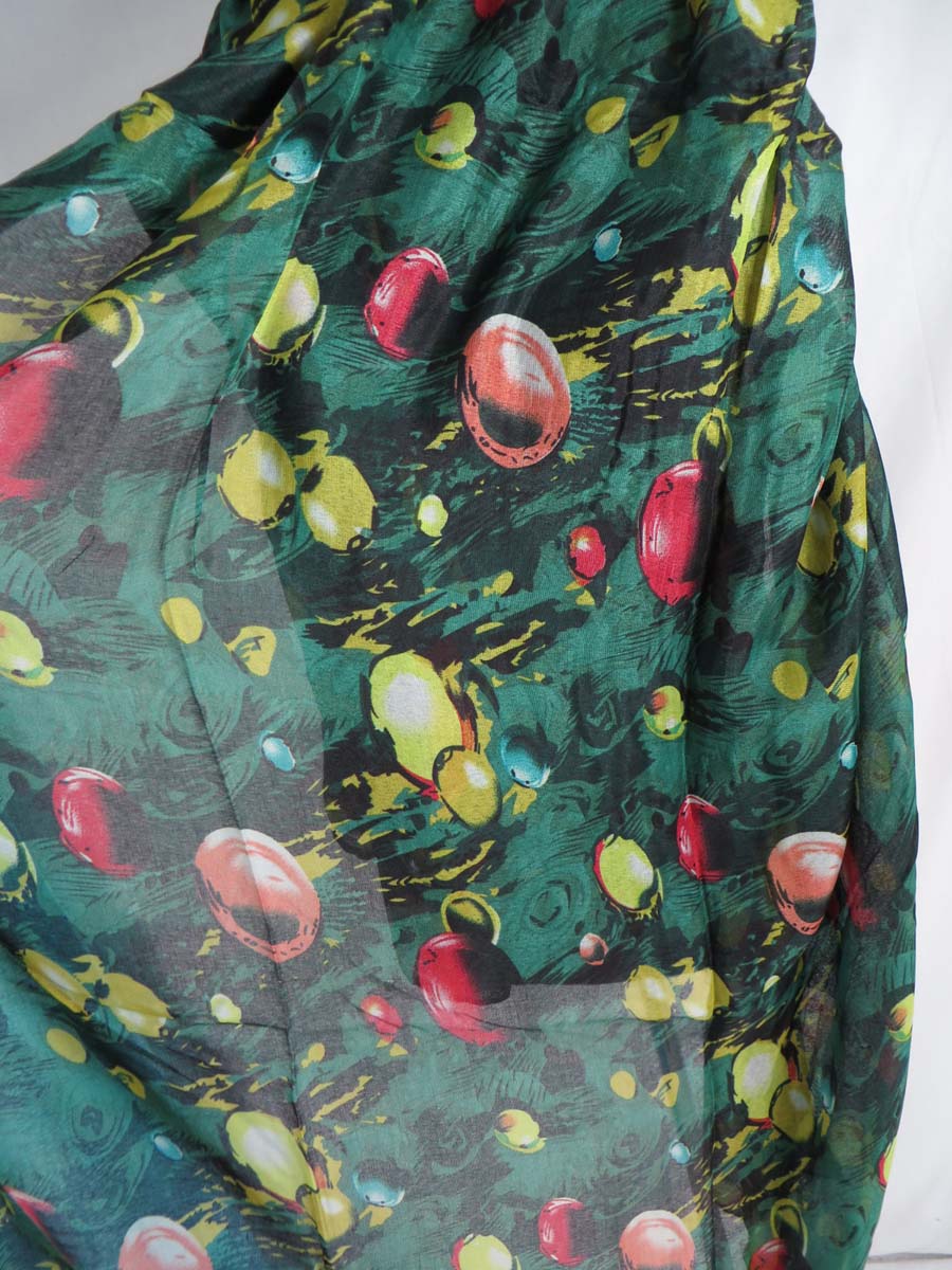 scarfsarong67db3w