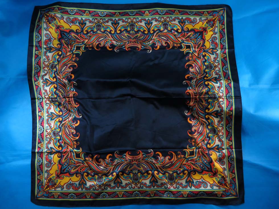 squarescarf50un5k