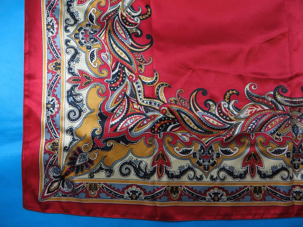 squarescarf50un5n