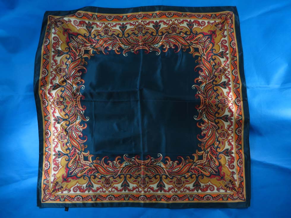 squarescarf50un5q