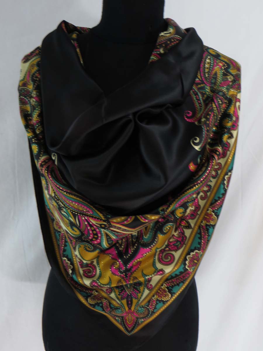 squarescarf50un5v