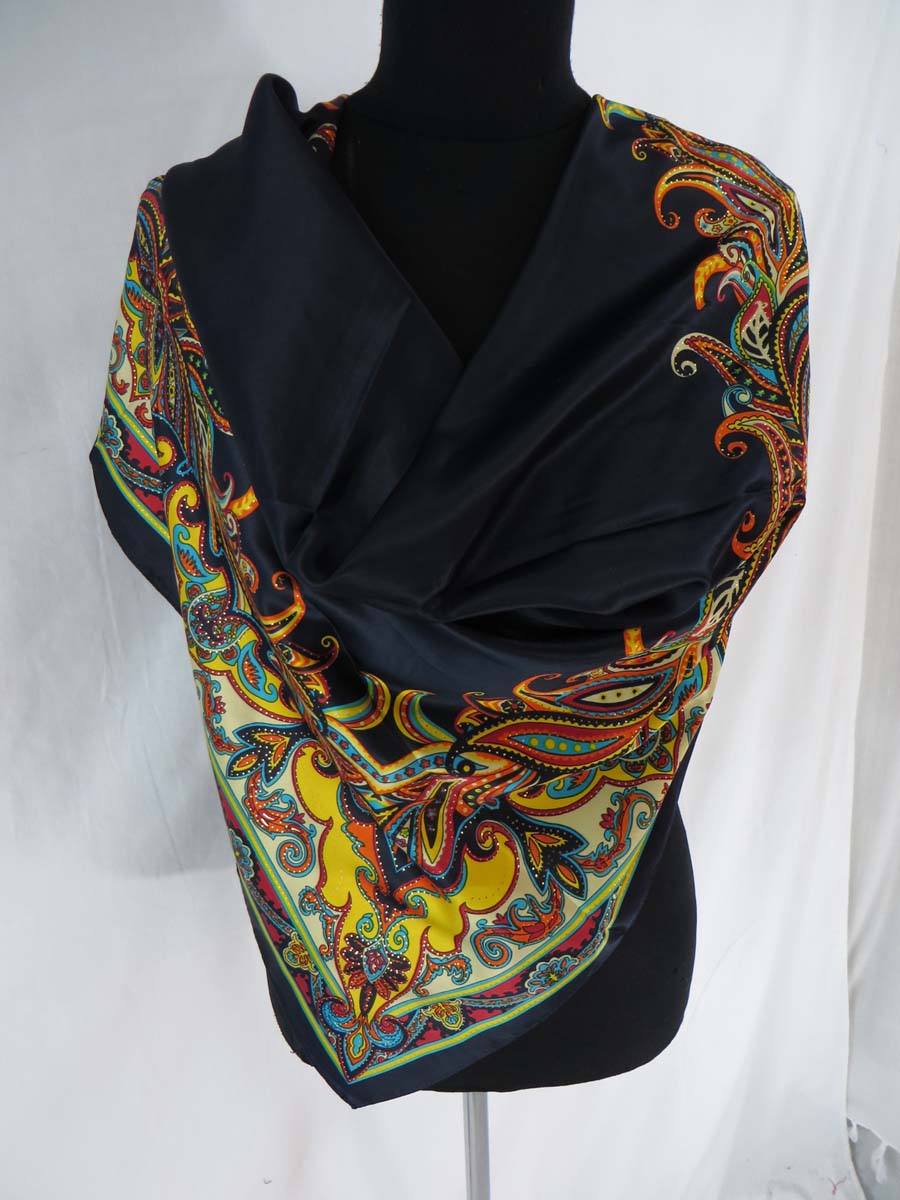 squarescarf50un5z