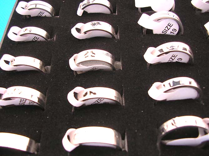 stainless-steel-ring-50b