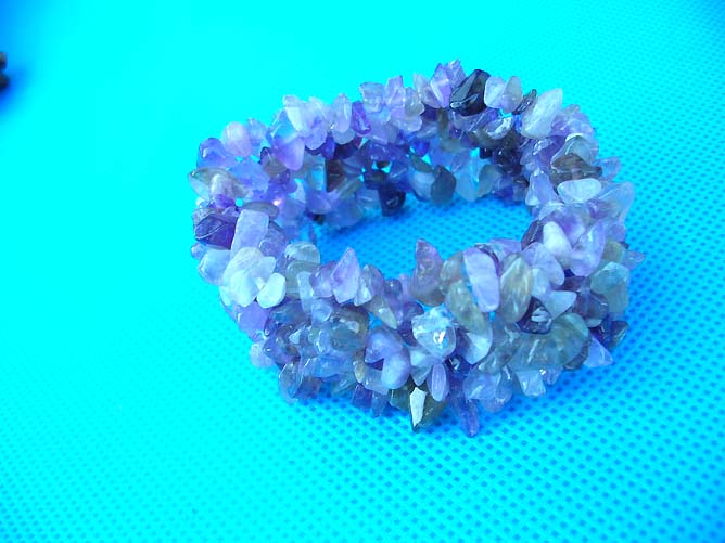 wide-woven-stone-chip-bracelet-02-amethyst