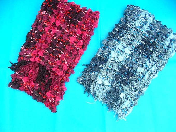 bumpy-bubble-scarf-shawl-02e