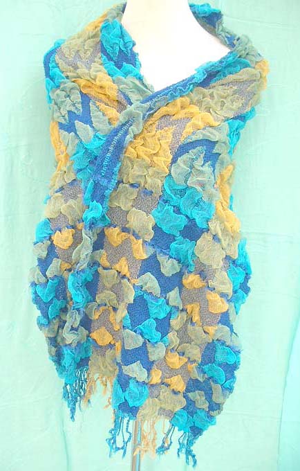 bumpy-bubble-scarf-shawl-05f