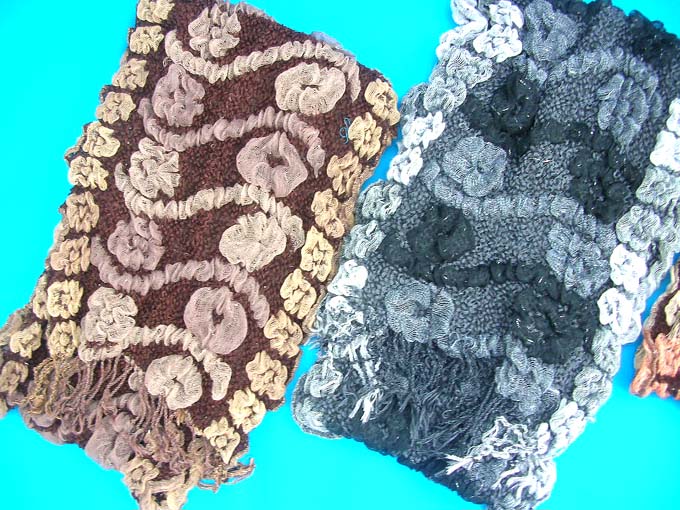bumpy-bubble-scarf-shawl-06e