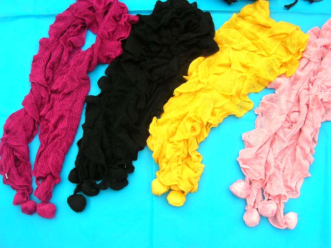 fashion-scarves-2d