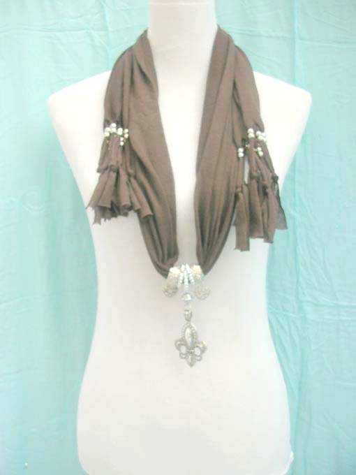jewelry-scarf-necklace-1f-fleur-de-lys-quebec-pendant