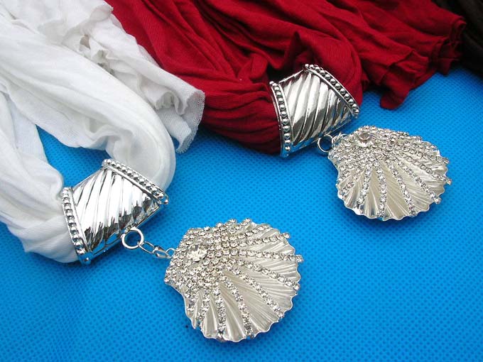 jewelry-scarf-necklace-5e-seashell-design-cz-dendant