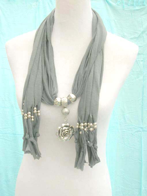 jewelry-scarf-necklace-6f-rose-mixed-pendant