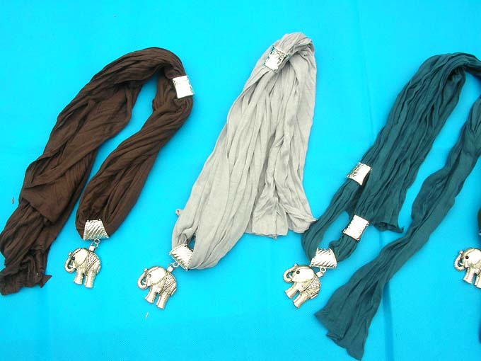 jewelry-scarf-necklace-7a-elephant-pendant-charm