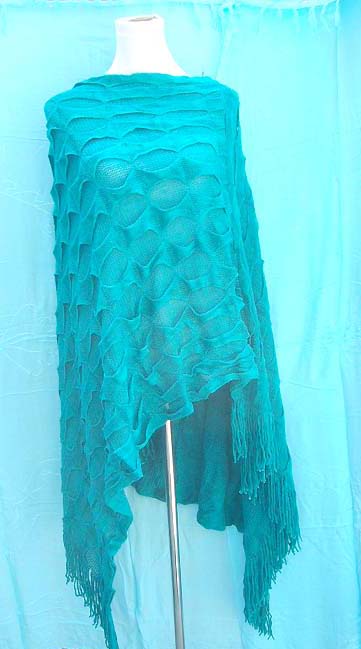 jumper-poncho-sweater-01c