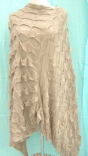 jumper-poncho-sweater-01f
