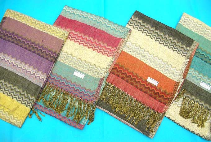 pashmina-shawl-small-wave-4a