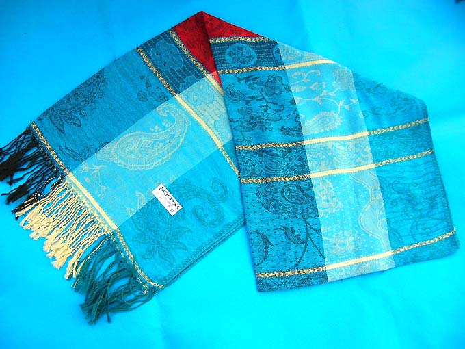 gold-lines-pashmina-shawls-104c