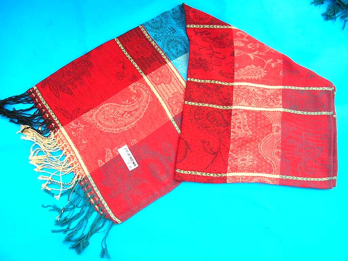 gold-lines-pashmina-shawls-104d