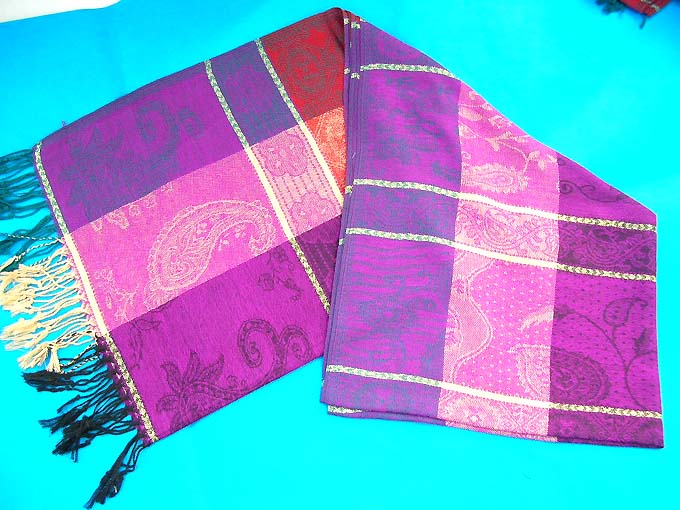 gold-lines-pashmina-shawls-104g